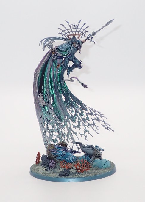 #一般人には同じに見える2種を貼る 