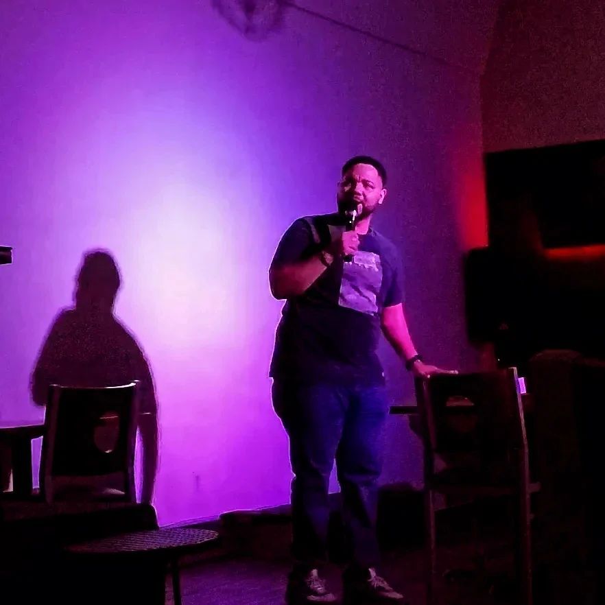 JamalRichComedy's tweet photo. It's not how many followers you have, it's how many comics you can follow. 😎

#Work #StandUpComedy #livingmybestlife #LiveYourDreams #LightKnightRises https://t.co/axwAWMN1bz