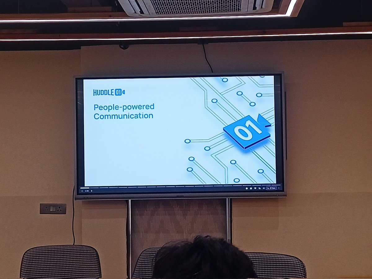 sriram_parisa's tweet photo. Awesome to meet @huddle01com & @zeeshan_utd at Draper Startup House organised by @hyderabaddao .ππ₯π₯
π§©the platform is soo good and the experience while using the @huddle01com is awesome.
#HUDLOfCommons #hyddao
#DSH https://t.co/Mj9gegIuTY