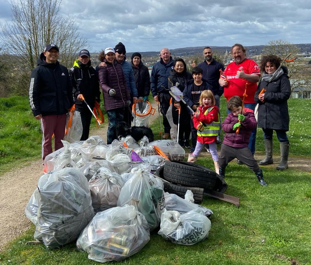 vincemaple's tweet image. Great morning out on Chatham Reach as part of the Great British Spring Clean.

25 bags
2 tyres
1 carpet 
2 New Horizons Litter Pickers (Lilian from Oak Class and Ned from Maple Class!)

Thanks to everyone who gave their time today

#ProudToBeMedway 
#GreatBritishSpringClean