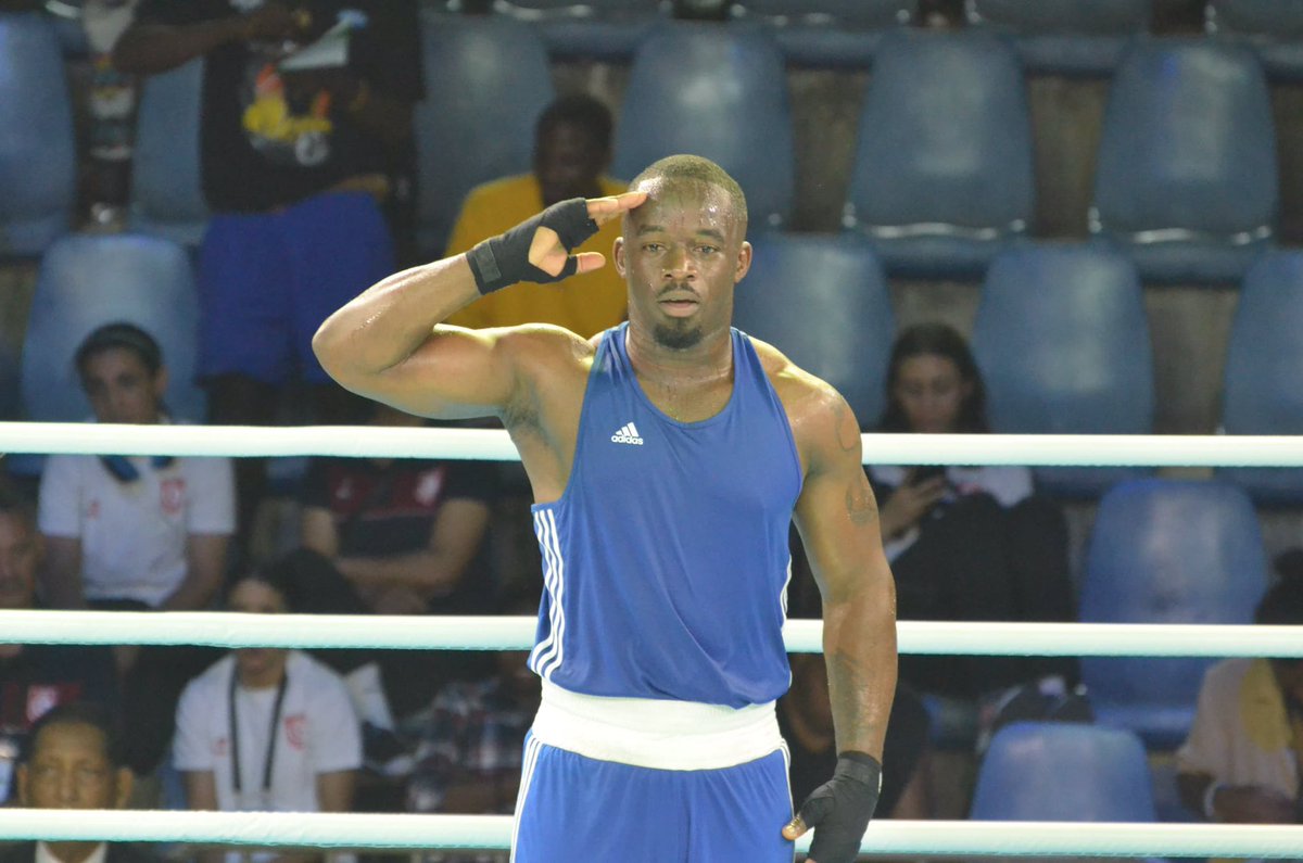 ¡Emoción! Yann "Mike the Fighter" ha asegurado la medalla de plata para Guinea Ecuatorial en los Juegos Africanos 2023, nuestro atleta se ha destacado con una valentía excepcional! ¡Un momento inolvidable que quedará para siempre en la historia deportiva! #boxeo #Accra2024