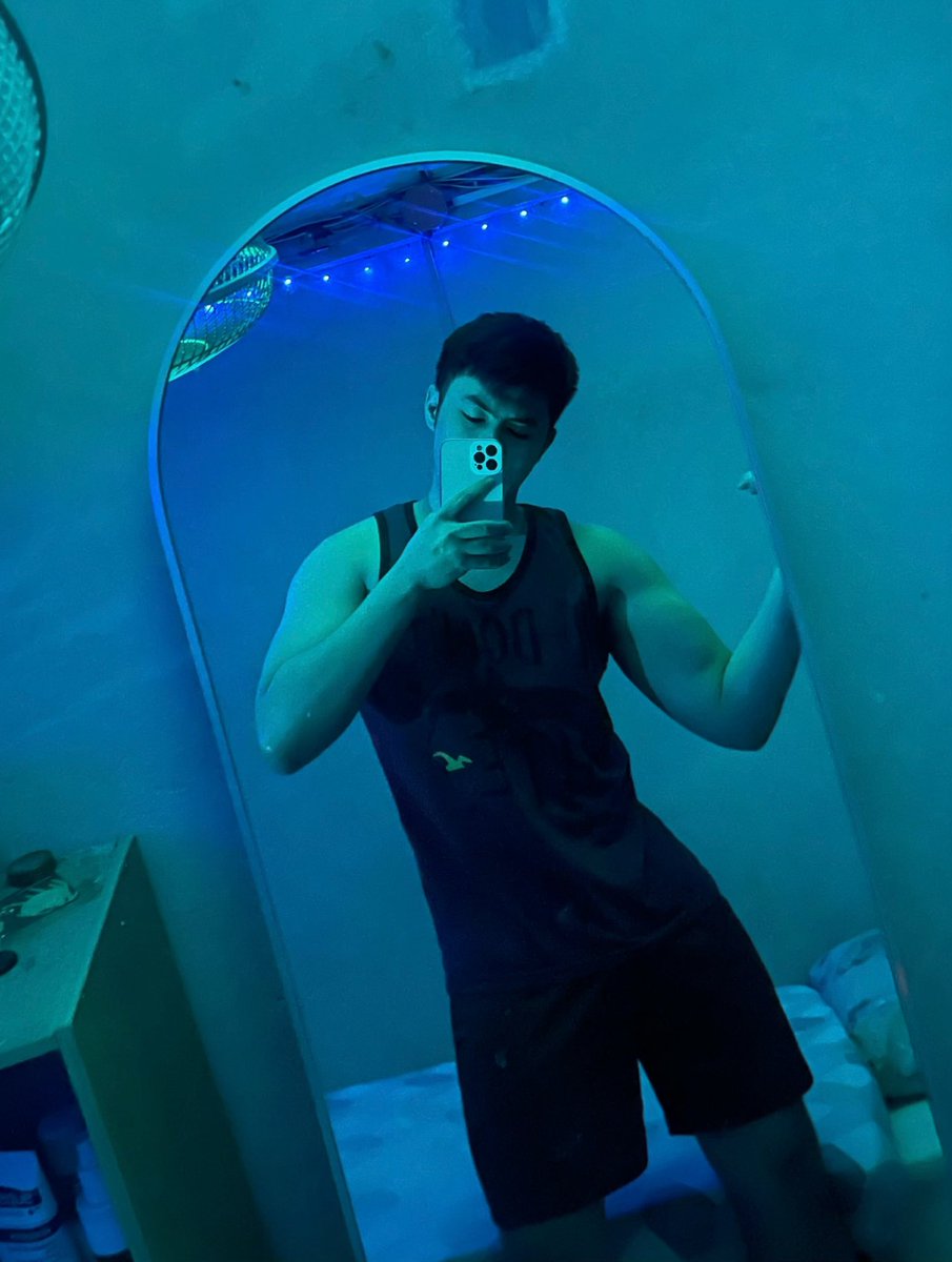 itskennyboyy's tweet photo. Hi:> https://t.co/AYXmzDUMJv