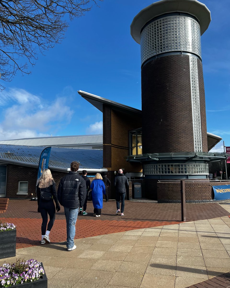 A glorious day at our Edinburgh Offer Holder Day today. 🤩 Don’t worry if you missed this one or haven’t received an offer yet, our next Offer Holder Day is 27 April. Register: shorturl.at/fnMS7 #HeriotWattUni