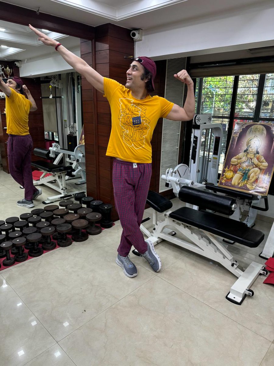 BOMBAYTALKIES_'s tweet image. जय बजरंग 🚩

#MaharishiAazaad #BombayTalkies #Rashtraputra #SanskritMahanayak #India