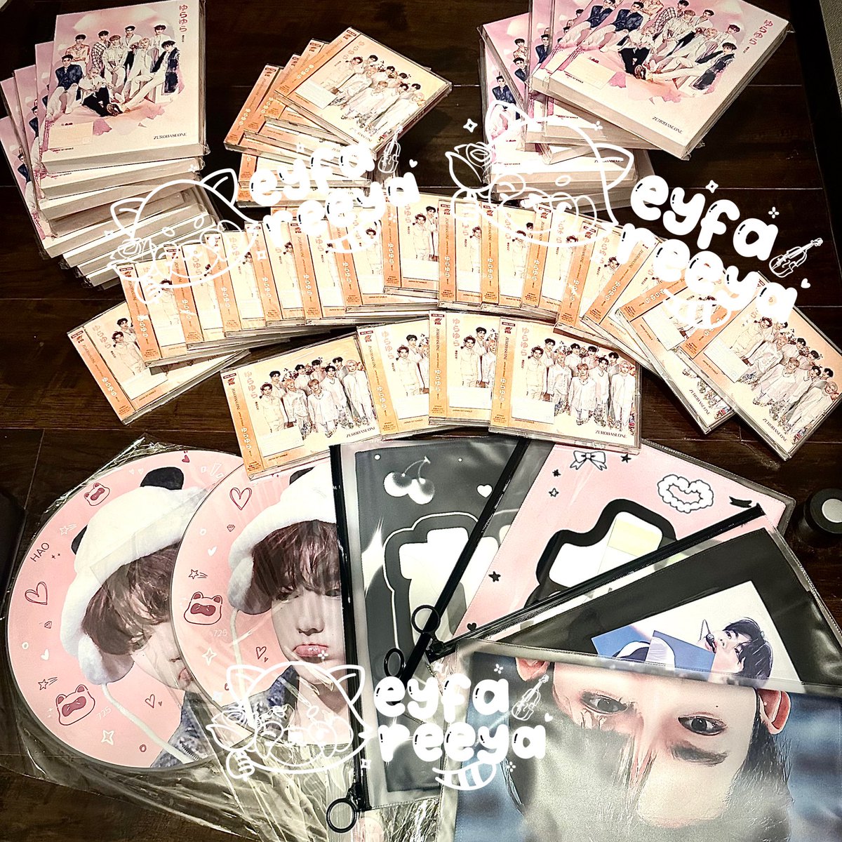 eyfareeya's tweet photo. ⋆ ˚｡⋆୨୧˚ today's mails ˚୨୧⋆｡˚ ⋆

shopping fancon day 1 🥰🤗🫳
merasakan indahnya ketagihan gacha / j*di jepang 🫥🫥

besok 🥺 kita 😔 bawa 😎 koper 😏

ada yang masi nyari album jp zb1?? 
ada dong ada flish ☹️🙏🫵🏻🫵🏻🫵🏻🥺🥺 https://t.co/WoZh1Rbatf