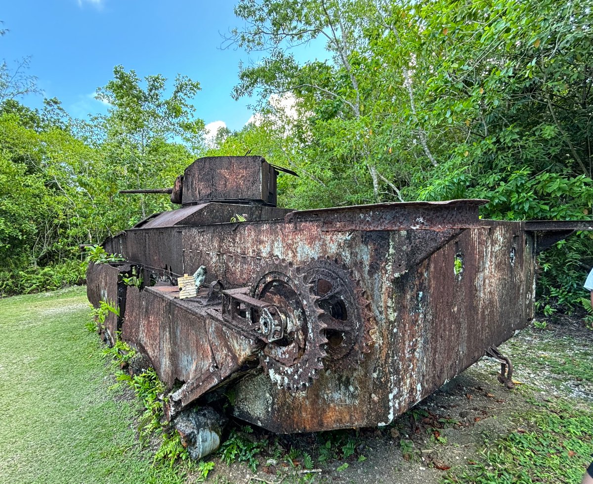 osiriitai69's tweet photo. 今から80年前このオレンジビーチは米軍の血で赤く染まったそう😞今はこんなに綺麗だから信じられない､､､ https://t.co/SgIIctni9d