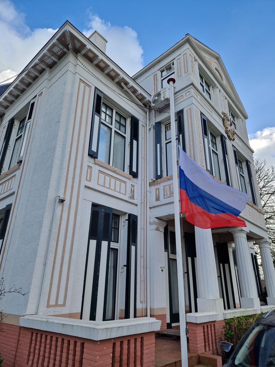 ❗️🇷🇺The Russian Embassy in the Netherlands expresses its deepest condolences to the relatives of those who were killed and to those who were injured as a result of the horrific terrorist attack in Moscow.