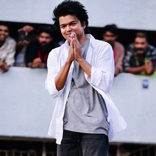 BoopalanVJ's tweet photo. HD Stills #ThalapathyVijay 📸🤍 . https://t.co/omITvYkNIn