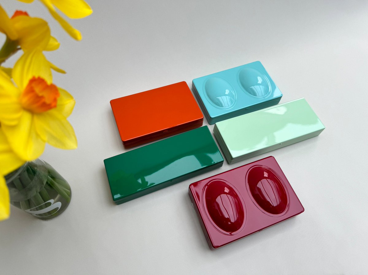 Happy Spring everyone! Clockwise - RAL Design colour Poppy Red 0505070, standard RAL Cirrus Blue, classic RAL Pastel Green 6019, standard RAL Ruby Red and Pantone 3425 C (a deep Green). 🐣🪻🌻 #spring #watercolour