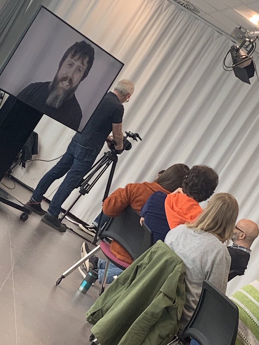 Great 1st day of our Acting for Camera Masterclass at @UniSouthWales today! A privilege to welcome the renowned actor and director, James Larkin to share his experience and expertise with this talented crew! Diolch! @Equity_Wales @CreativeWales @bectucymru