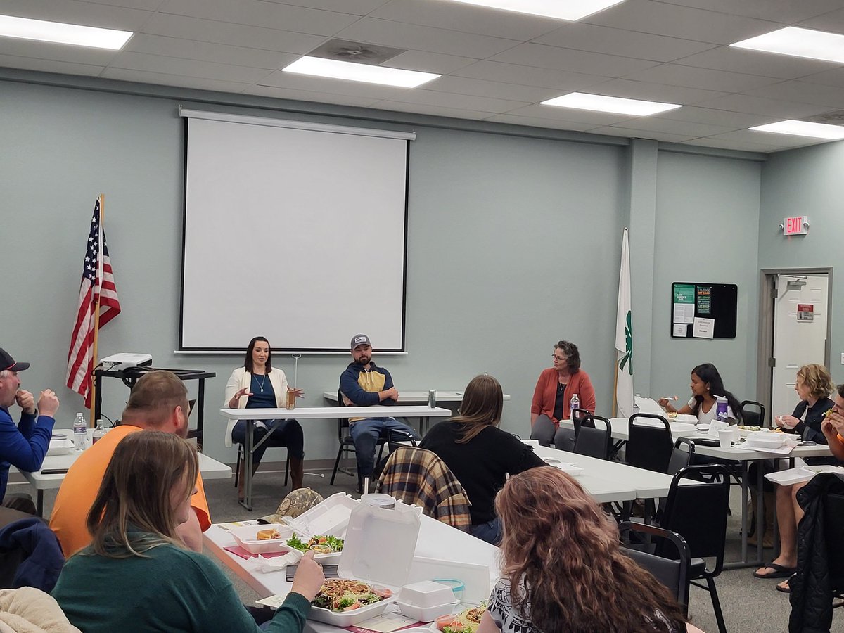 Janet Miller (@janetmillerks) on Twitter photo Today's Business Basics in a Day in Miami County is terrific! But, my favorite part so far is the entrepreneur panel featuring a couple of <a href="/ecomm_ks/">E-Community Partnership</a> borrowers. Thanks to Miami County Economic Development and the KSBDC at Johnson County Community College for putting it together! Today's Business Basics in a Day in Miami County is terrific! But, my favorite part so far is the entrepreneur panel featuring a couple of <a href="/ecomm_ks/">E-Community Partnership</a> borrowers. Thanks to Miami County Economic Development and the KSBDC at Johnson County Community College for putting it together!