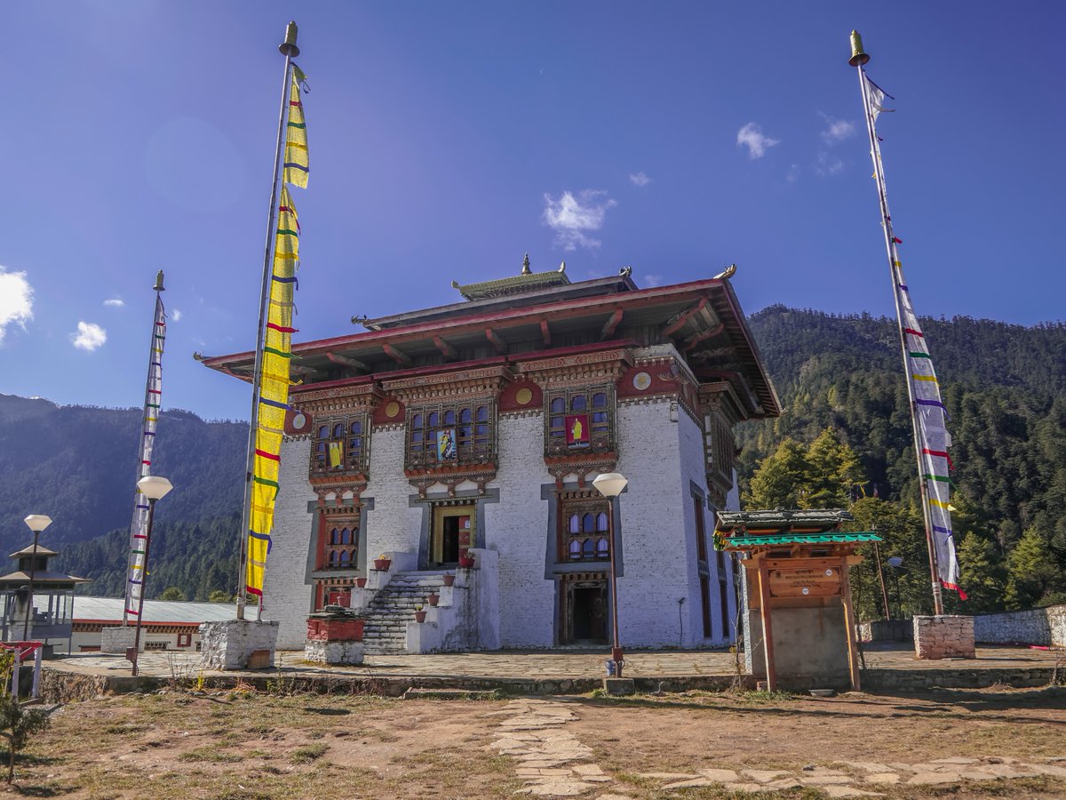 Takchu Monastery perched atop Avalokitshvara Hill in the three mountains (Mi Ri Phuensum) of Haa valley, is steeped in a profound history and cultural significance.