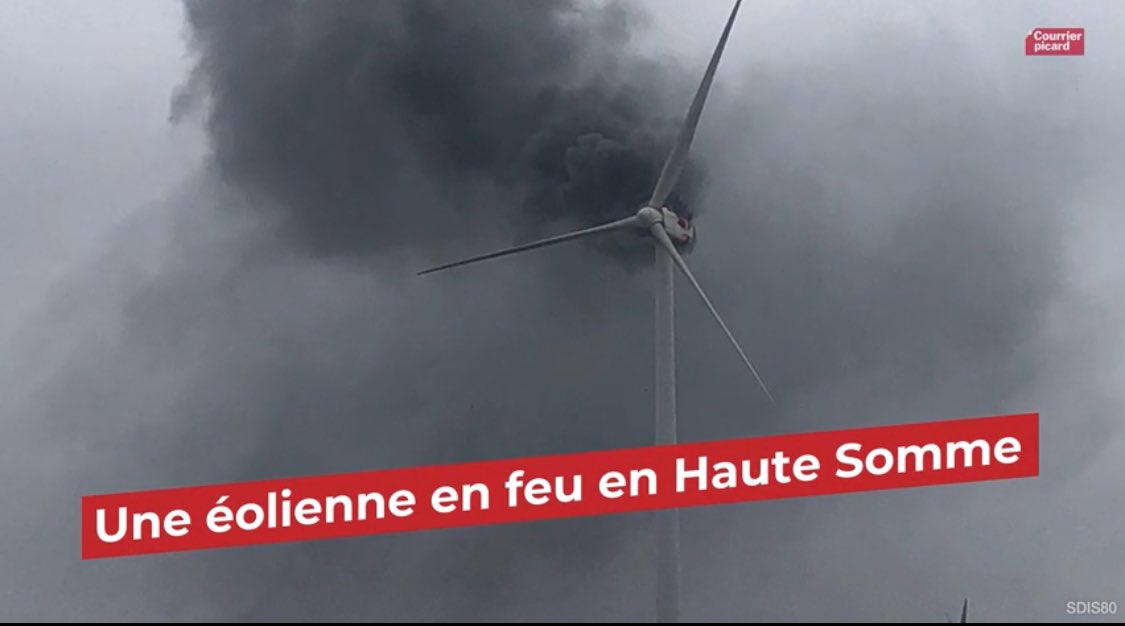 🔥Encore un #incendie d’ #éoliennes : c’était hier en Haute Somme rapporte le <a href="/CourrierPicard/">Courrier picard</a> : "On ne peut rien faire, on va laisser l’éolienne se consumer", indiquent les pompiers… "On va peut-être attendre que ça tombe" 😱