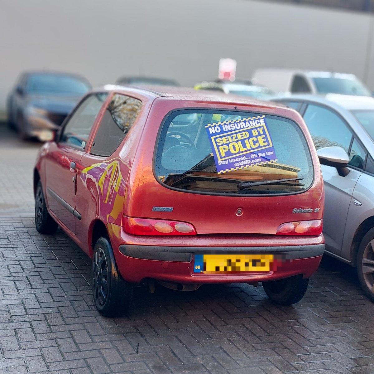 Moped seized for no #tax after it was abandoned in #Chattenden this week. Car seized & driver reported for no #licence or #insurance, as well as allowing his 5-year-old son to sit in the rear footwell, rather than on a booster seat wearing a seatbelt! #Fatal4 #RoadSafety RS