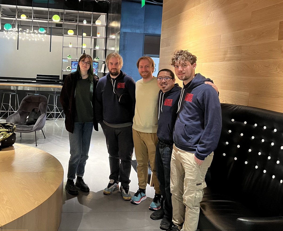 RedChopGames's tweet image. GDC was great, it was amazing to finally meet some of our team in person!
We had some fantastic meetings, learned a lot, and now it's time to go home, more motivated than ever to get back to work on our game.