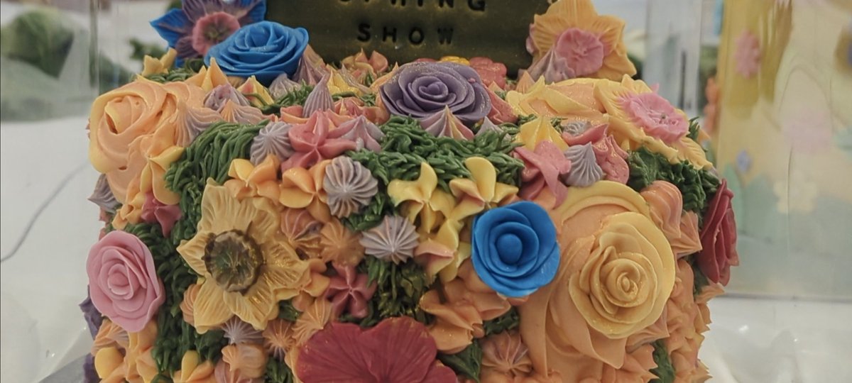 radoflow's tweet image. nie mieliśmy czasu żeby wziąć udział. Nie doczekaliśmy także rozdania pucharów, ale i tak było fajnie. 😁
Kto wie, może rzeczywiście zgłoszę się w przyszłym roku z jakąś marchewą czy coś. 😜
#StardewValley #SpringShow2024