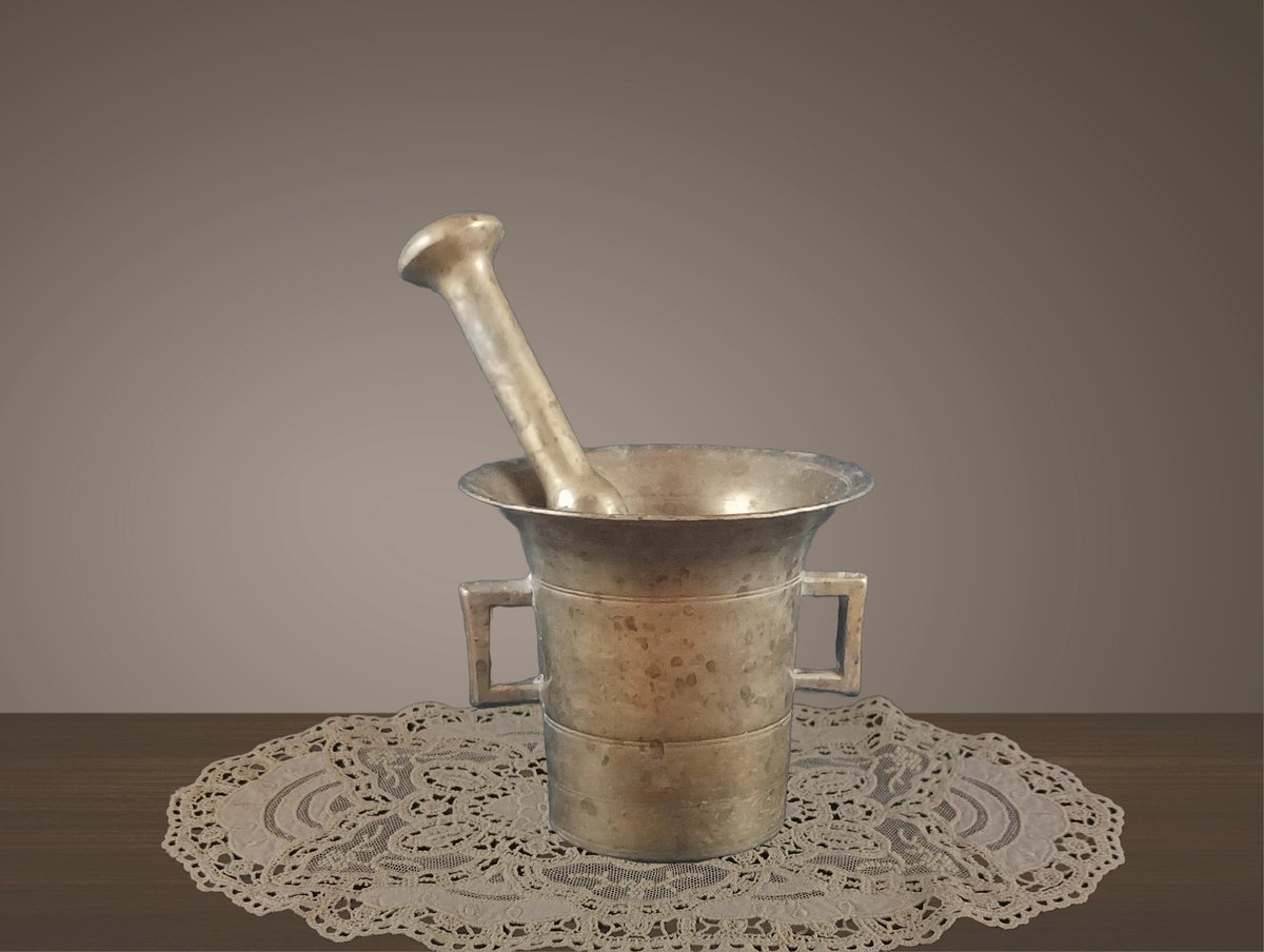 ForgottenKeepS's tweet photo. Mortar and pestle of solid bronze Large apothecary mortar Rustic kitchen décor Pestle and mortar Witchcraft gift idea Antique tools set https://t.co/xug4uIOW0P #bronze #mortarandpestle #apothecarymortar #handgrinder #spicegrinder #herbsandroots #housewarminggift #spanishcolonial https://t.co/0zhXaKBOyY