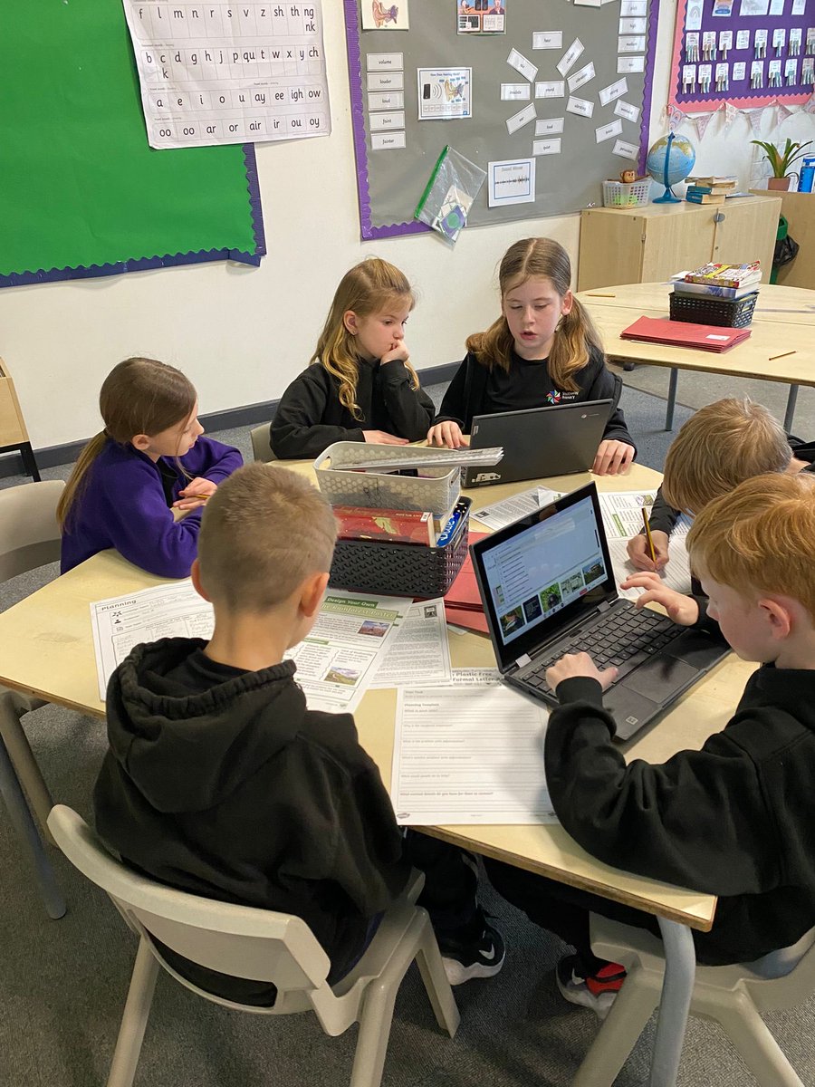 Year 4 children have begun researching for their ‘Save the rainforest’ persuasive campaigns!🌳