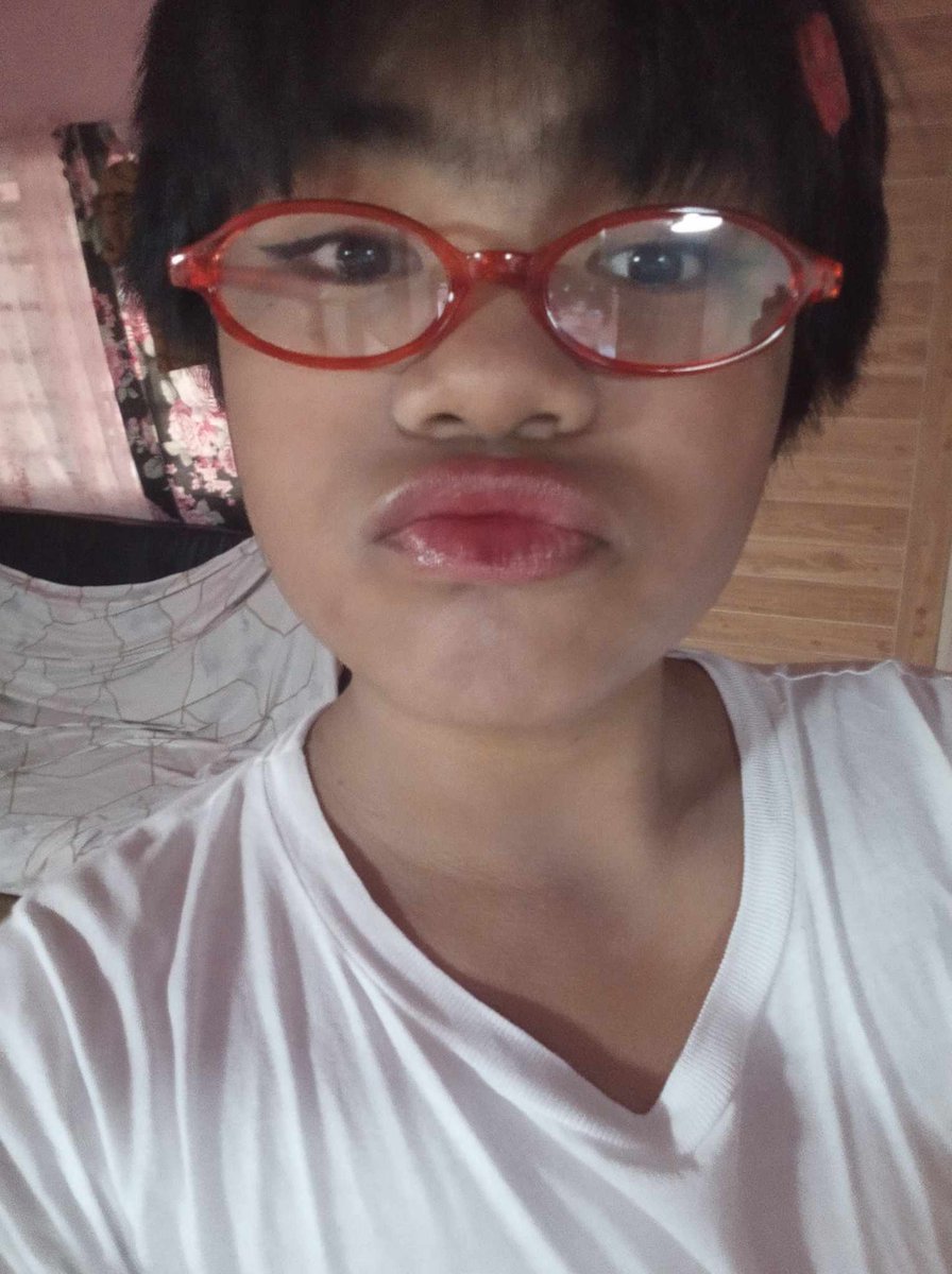 Make up by : <a href="/ribbonddeonuu/">Ai 🎀</a>
