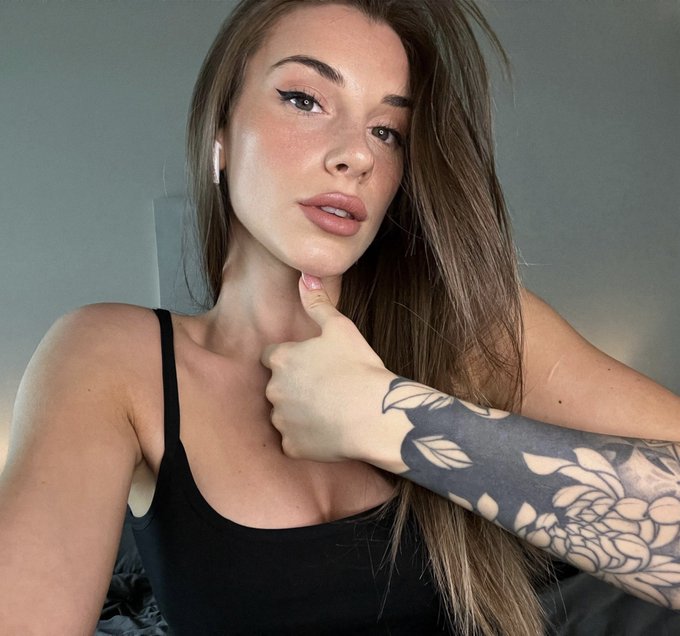 😈🌙 https://t.co/nPeMerDAI6