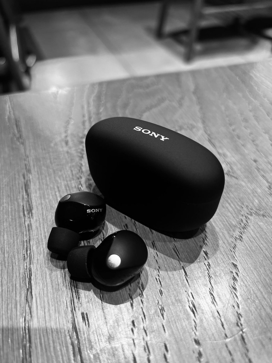 Finally got you buddy 🔥
Manifested for you my buddy🥹
Welcome home 🖤
<a href="/SonyElectronics/">Sony Electronics</a> WF1000XM5 💥💥

#vimalieshsekar 
#sony #sonyelectronics #love 
#music #calm