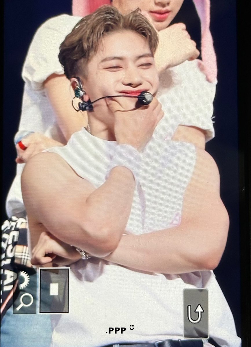 gonna bite his arm like a chicken wing