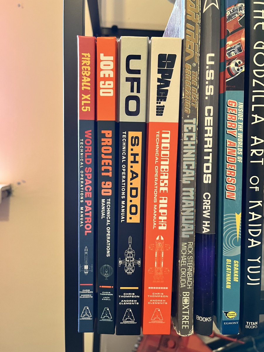The Fireball XL5 manual has arrived and is now hanging out with some of its contemporaries. Hopefully pretty close to announcing another one. :) Huge thanks to my co writer @ACtheLegendary , co illustrator @SilkSutures and book designer @amazing15design :)