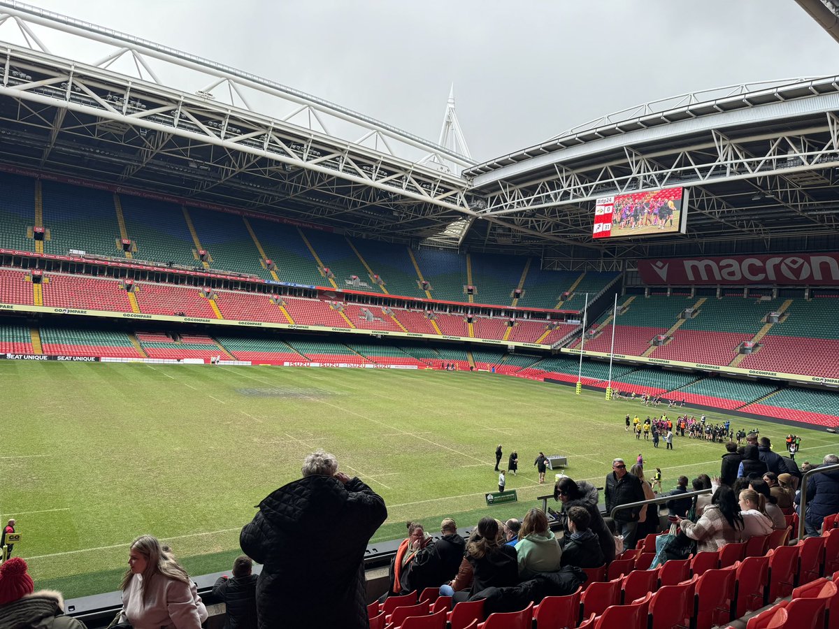 Swyddog Rygbi Penweddig tweet media