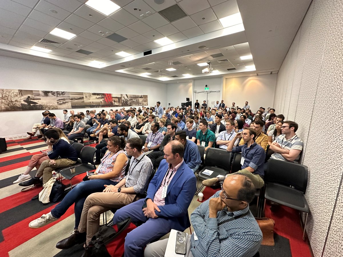 Sign of a successful #Pleural Postgraduate Course @tsanz_thoracic Gold Coast 2024. Standing room only even 30 min after session finished. Engaged audience + interactive faculty --> insightful Q&A. Thx everyone! Join us on Sunday for Pleural Pro Con Debates!