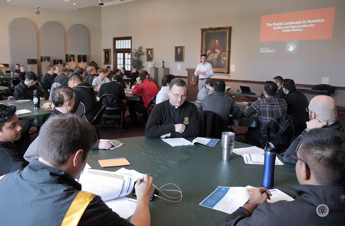 ArchbishopPerez's tweet photo. 1/4 Earlier this week, I had the wonderful opportunity to join our seminarians at @StCharlesSem, for their Spring Formation Day, to continue the conversation about the “apostolic landscape” that the Church is ministering in today. https://t.co/r1ZQaGcCgu