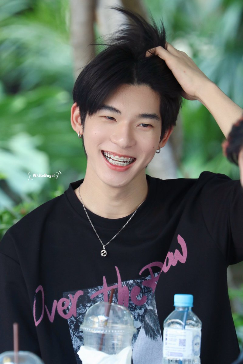 2Teetea's tweet photo. ของดีหอการค้ารุ่นต่อไปคือคนนี้ค่ะ #twnpich https://t.co/YmBEx9LhIy