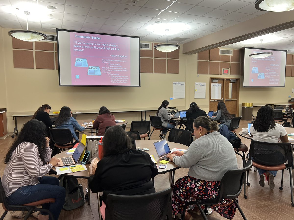 The Amplify Texas Spanish Task Force is primed and ready to dive into the work for our Saturday kickoff. One headline reads: “Turning pages and changing lives. Aldine gets the story right for all students.” @DrFavy @AldineISD #MyAldine @erikl_torres @lilid247