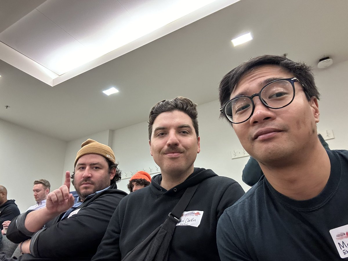 Ⓜ️arc Ebuña tweet media