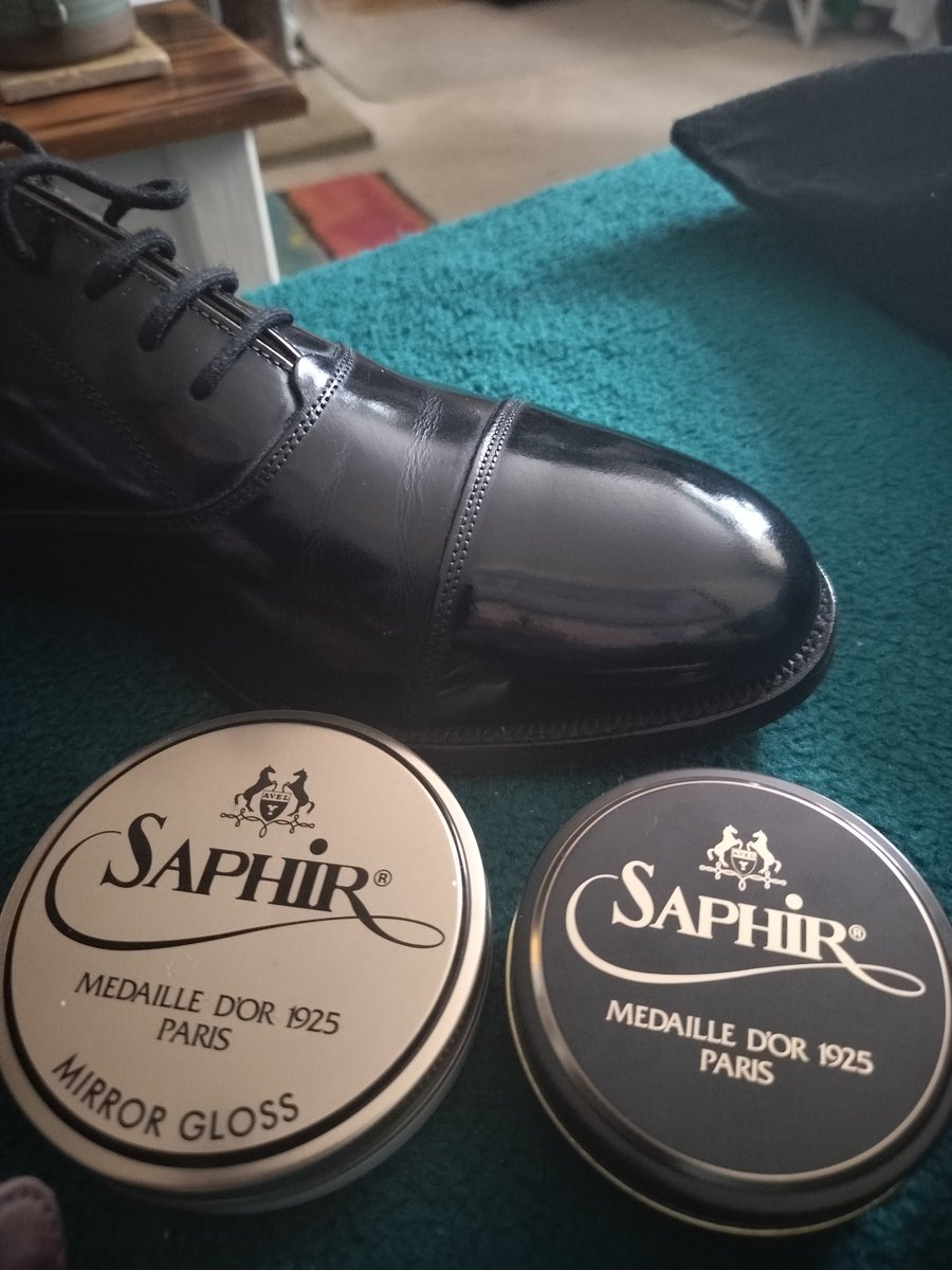 Wish I'd known about Saphir polish in the army, would have saved me a lot of time. 🫤