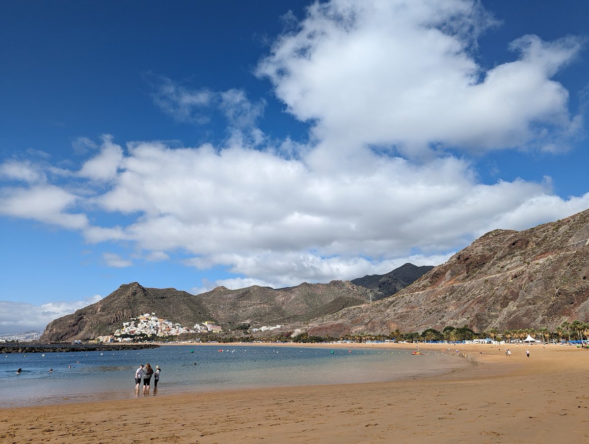 Tom Hoseason (@some_star_stuff) on Twitter photo The 2024 <a href="/London_NERC_DTP/">The London NERC DTP</a> trip to the Canary Islands was an absolute blast! Lots of cool science and great company. Hard to complain about a work trip with views like these. Lots more photos to come. #PhD The 2024 <a href="/London_NERC_DTP/">The London NERC DTP</a> trip to the Canary Islands was an absolute blast! Lots of cool science and great company. Hard to complain about a work trip with views like these. Lots more photos to come. #PhD