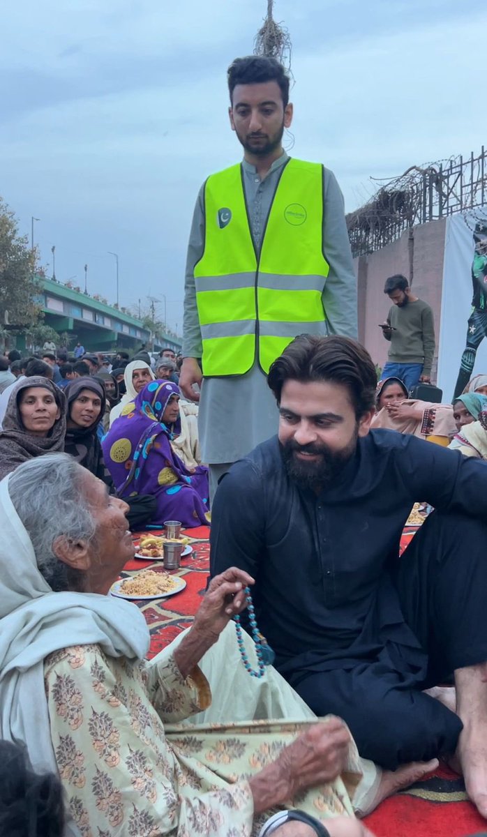 iamAhmadshahzad's tweet photo. یا اللہ مجھے قبول کر لیں۔ تیرا عاجز بندہ ہوں اور تیری ہی مخلوق کی خدمت کے لیے اک چھوٹی سی کوشش میں لگا ہوں۔ https://t.co/XyfTblKFAz