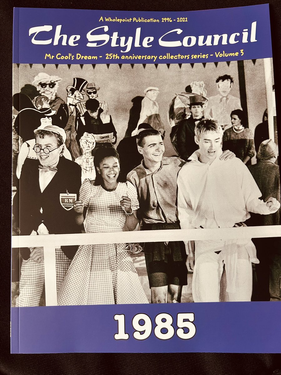 thank you to @MRCOOLSDREAM Iain Munn for gifting me one of these beautifully put together snapshots of 1985 in the life of the style council and lovely that it was on stage with @deecleeofficial playing brand new music from her excellent new album , blessed 🙏
