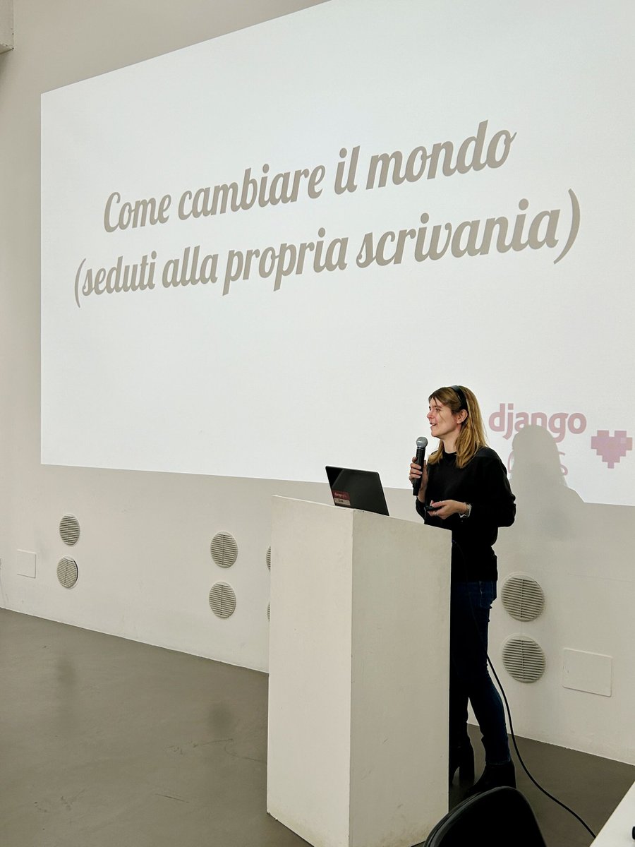 djangogirlsIT's tweet image. 🔥 Al via Django Girls Torino! Una giornata dedicata a scoprire la programmazione con Django e Python, del networking e della condivisione di esperienze da parte di chi già vive l'ambiente tech 👩💻
Grazie ai co-organizer @PythonTorino e alla splendida location @tlbxcoworking! 💘
