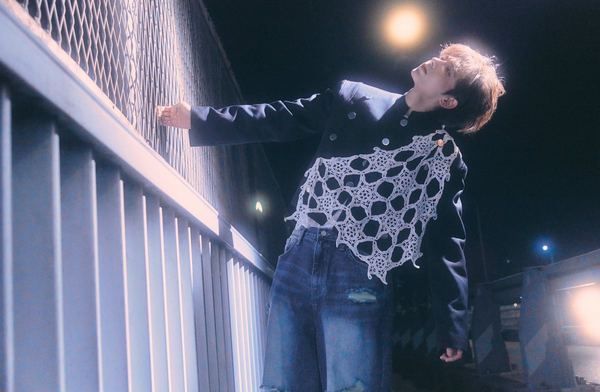 BIGHIT_MUSIC's tweet image. minisode 3: TOMORROW - Concept Photo 'Promise' - #태현 (#TAEHYUN)
🧡 bit.ly/3vbVfvW

#투모로우바이투게더 #TOMORROW_X_TOGETHER #TXT #minisode3 #TOMORROW #TXT_Promise