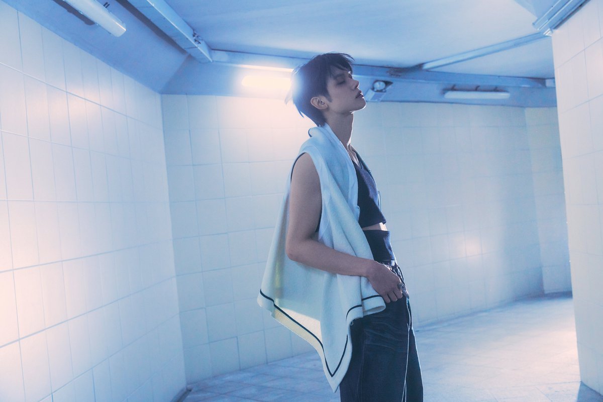 BIGHIT_MUSIC's tweet image. minisode 3: TOMORROW - Concept Photo 'Promise' - #연준 (#YEONJUN)
🧡 bit.ly/3vbVfvW

#투모로우바이투게더 #TOMORROW_X_TOGETHER #TXT #minisode3 #TOMORROW #TXT_Promise