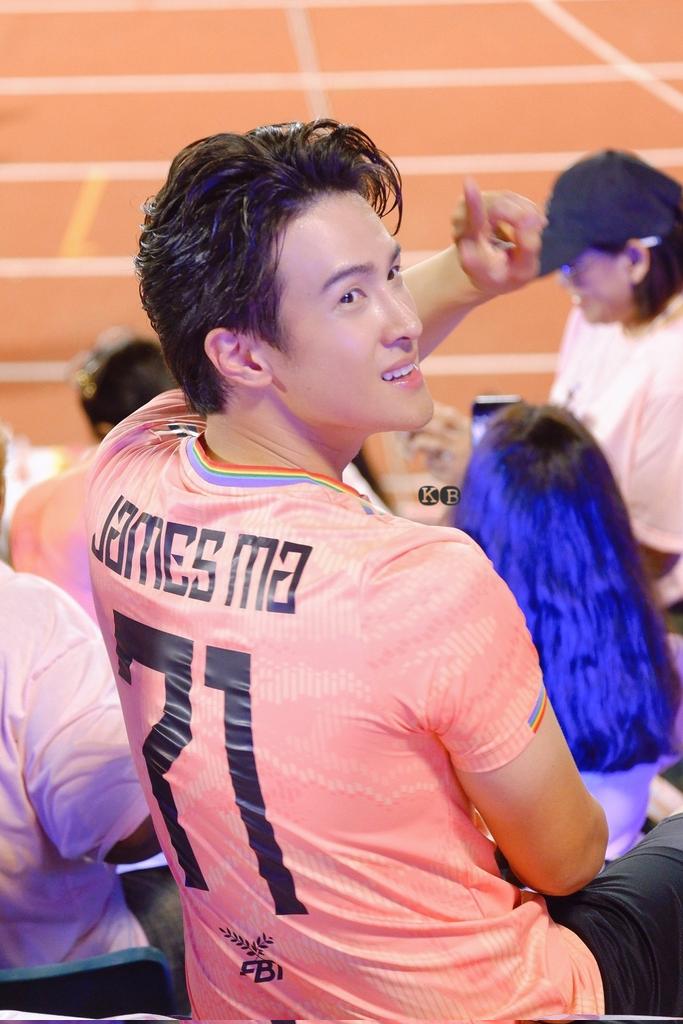 น้องเจมส์
#jamesma #เจมส์มาร์
#james_jamesma
#งานบอล54ปีช่อง3