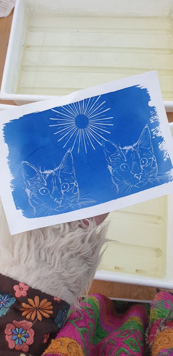 Spent my morning making Cyanotypes and drinking coffee in the POW festival craft tent