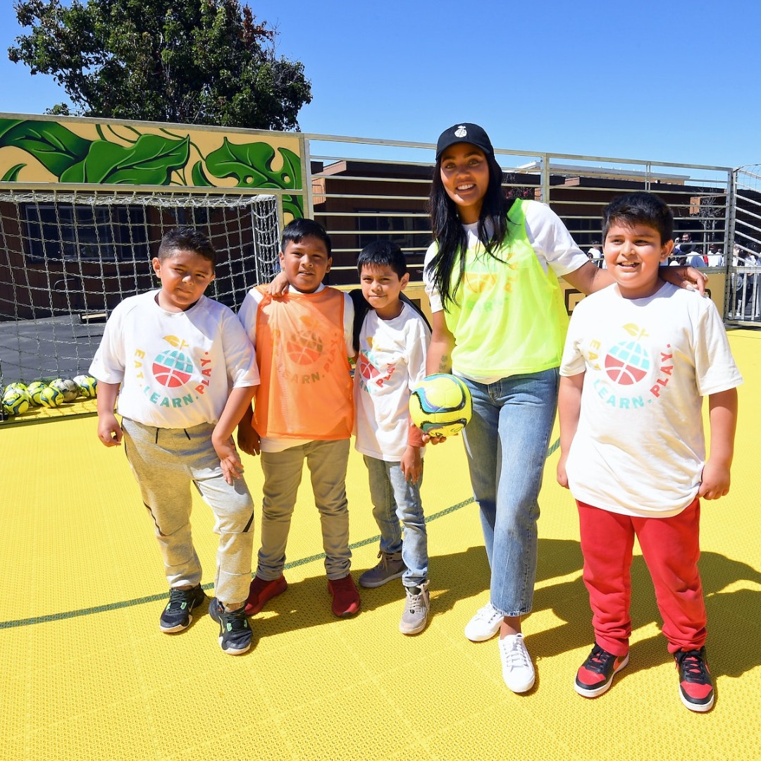 🌟Warmest birthday wishes to our co-founder, @ayeshacurry! Your unwavering dedication to our mission continues to inspire us all. Here's to another year of fostering brighter futures for Oakland kids.🌟