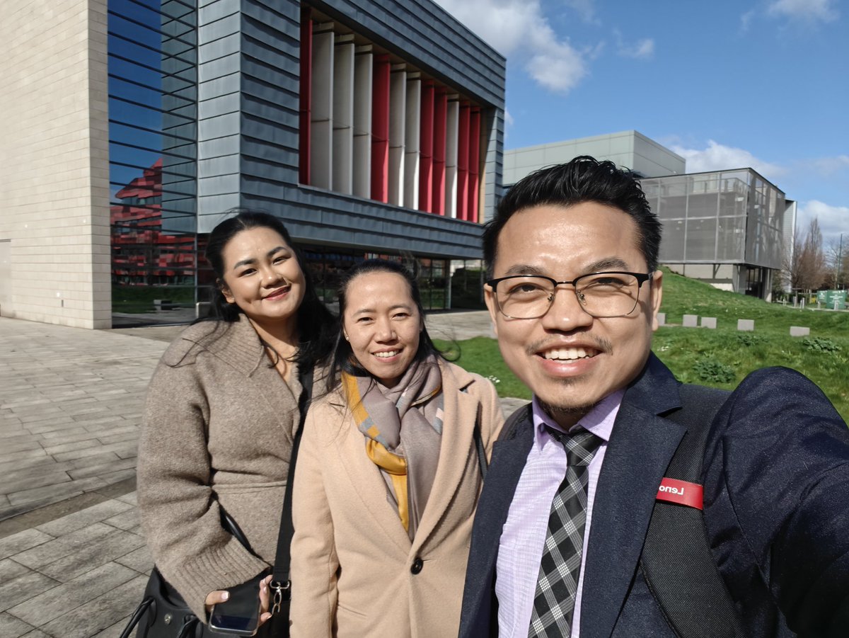 MariaSagucio's tweet photo. I had a blast with @SteffanyB17 and Thang, representing @ISDMC_NGH yesterday at Nottingham. We are immensely proud to be recognised as a finalist in the Outstanding Staff Network of the Year by @NHSMidlands Inclusivity and Diversity. @NGHnhstrust https://t.co/INw4PVQ1Do