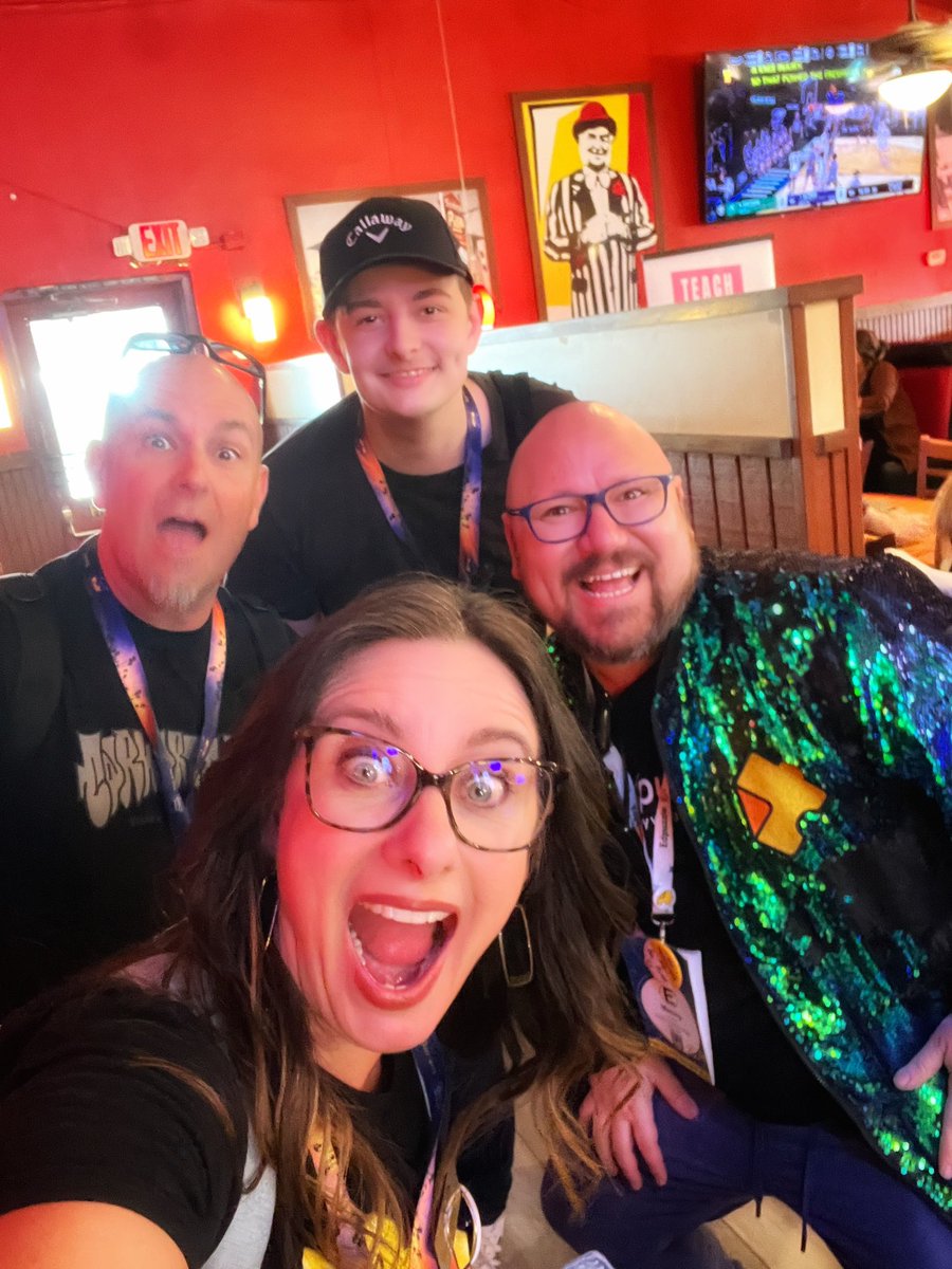 Super fun to hangout with @eduprotocols peeps at Shakey’s pizza yesterday!🍕 Thanks for lunch @jcorippo!! #EduProtocols #DBCincBooks