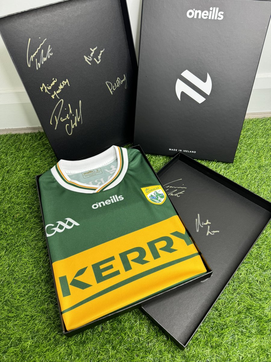 🎉 Competition time 🎉 WIN a Kerry GAA Home Jersey in a signed gift box🤩 To enter: 👍Like 👥Follow 💬Tag a friend ⚠️Please be aware of spam accounts posing as O’Neills sportswear. We will never ask you to click on a link or enter card details to win our competition⚠️