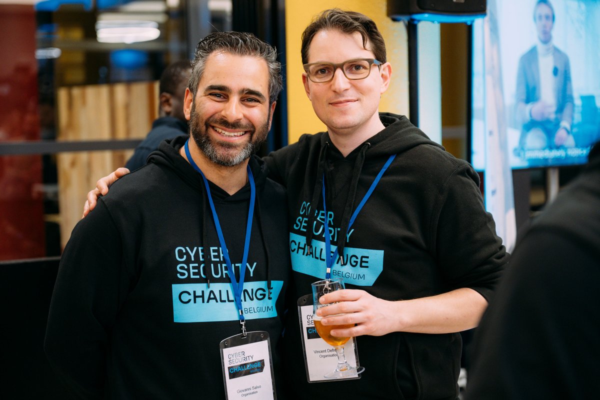 #Volunteering does not only ensure that the event is successful, it also allows you to make new friends and interact with new people.

Thank you to all our #volunteers! #CSCBE24