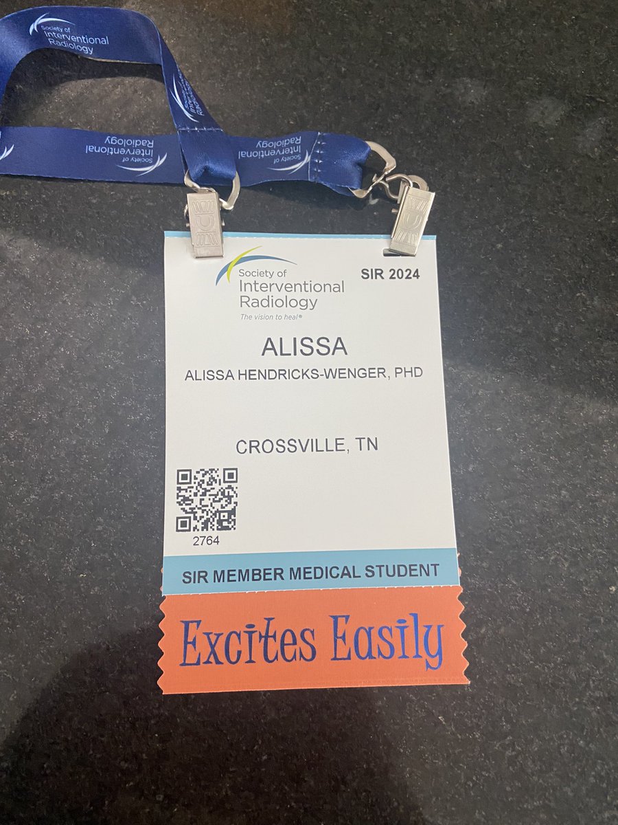 Do you think this is a subtle way to say I’m excited to be at #SIR24Slc #SIRpassTheSummit ??

Definitely love this more than the usual “student” ribbons 🥰

#FutureRadRes #MedStudentLife