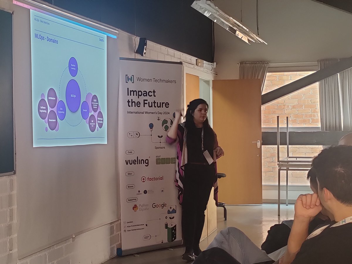 Closing the spanish with track with an amazing talk about Romina Mendez -MLOps 101: Iniciando En El Despliegue Y Gestión De Modelos De Machine Learning #WTM2024 #Impact
