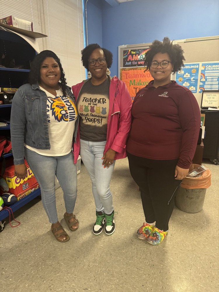 KCUpperES's tweet photo. Pre-K had a blast at their Easter egg hunt!! Thank you to Mrs. Gully and her CTE students 🪺! https://t.co/vdjgzsaPrr